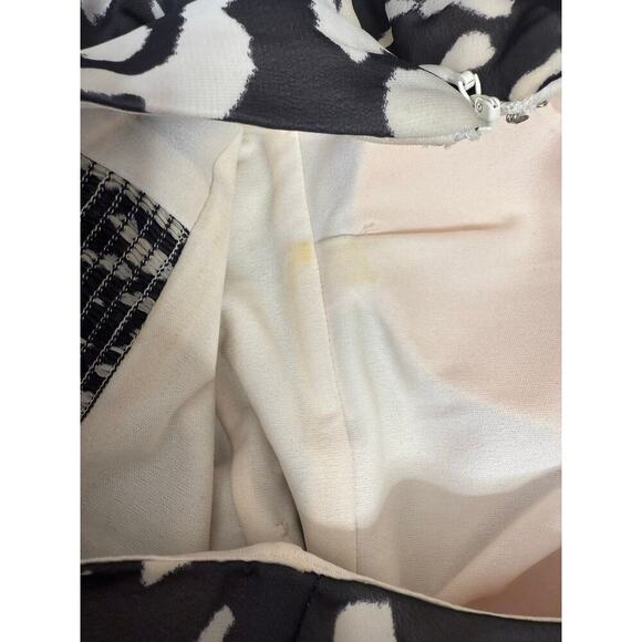 INTERNATIONAL CONCEPTS DRESSES sz 4
White black - Picture 6 of 11